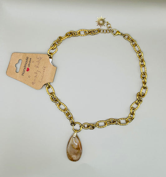 Pendentif en chaine avec quartz rutile cuivrée
